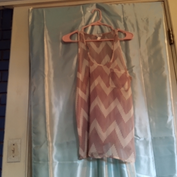 Top - Picture 3 of 4